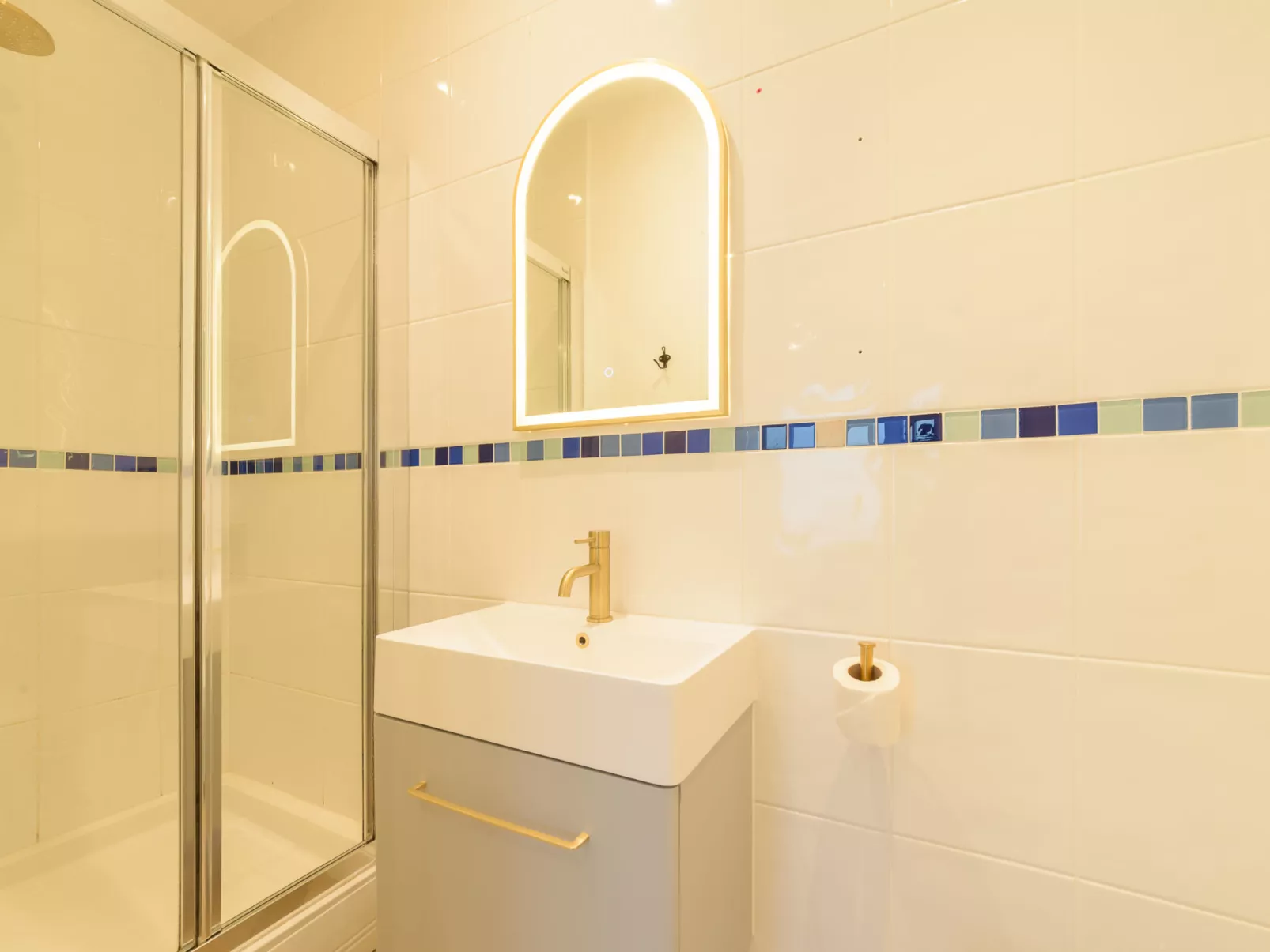 4 Ocean Heights-Dedans