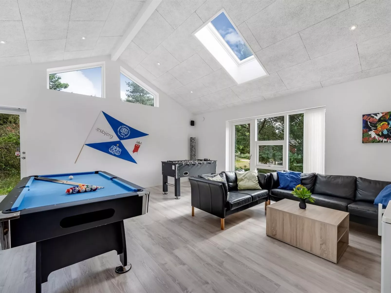 "Jonka" - 2km from the sea-Inside