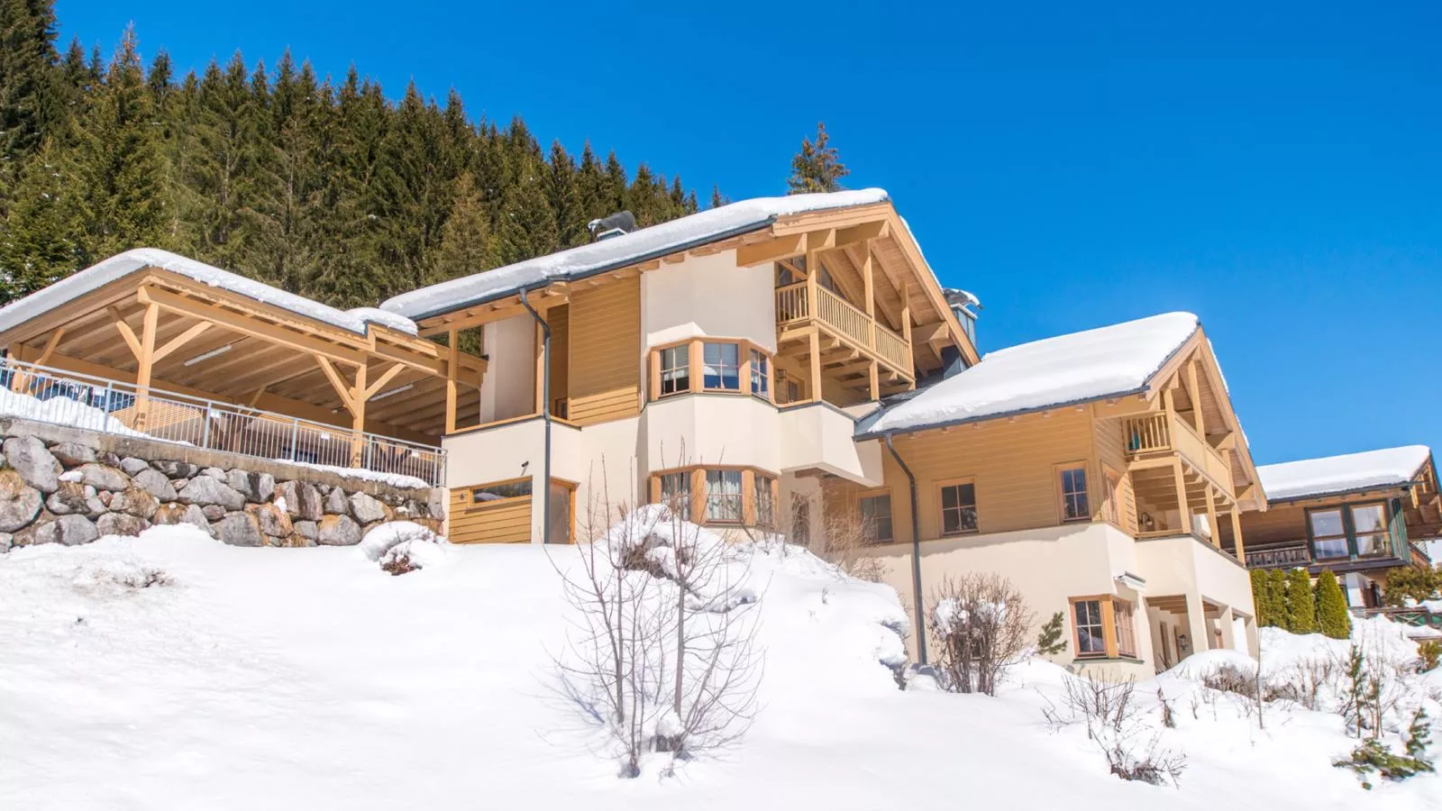 Hinterlengau-Exterior winter