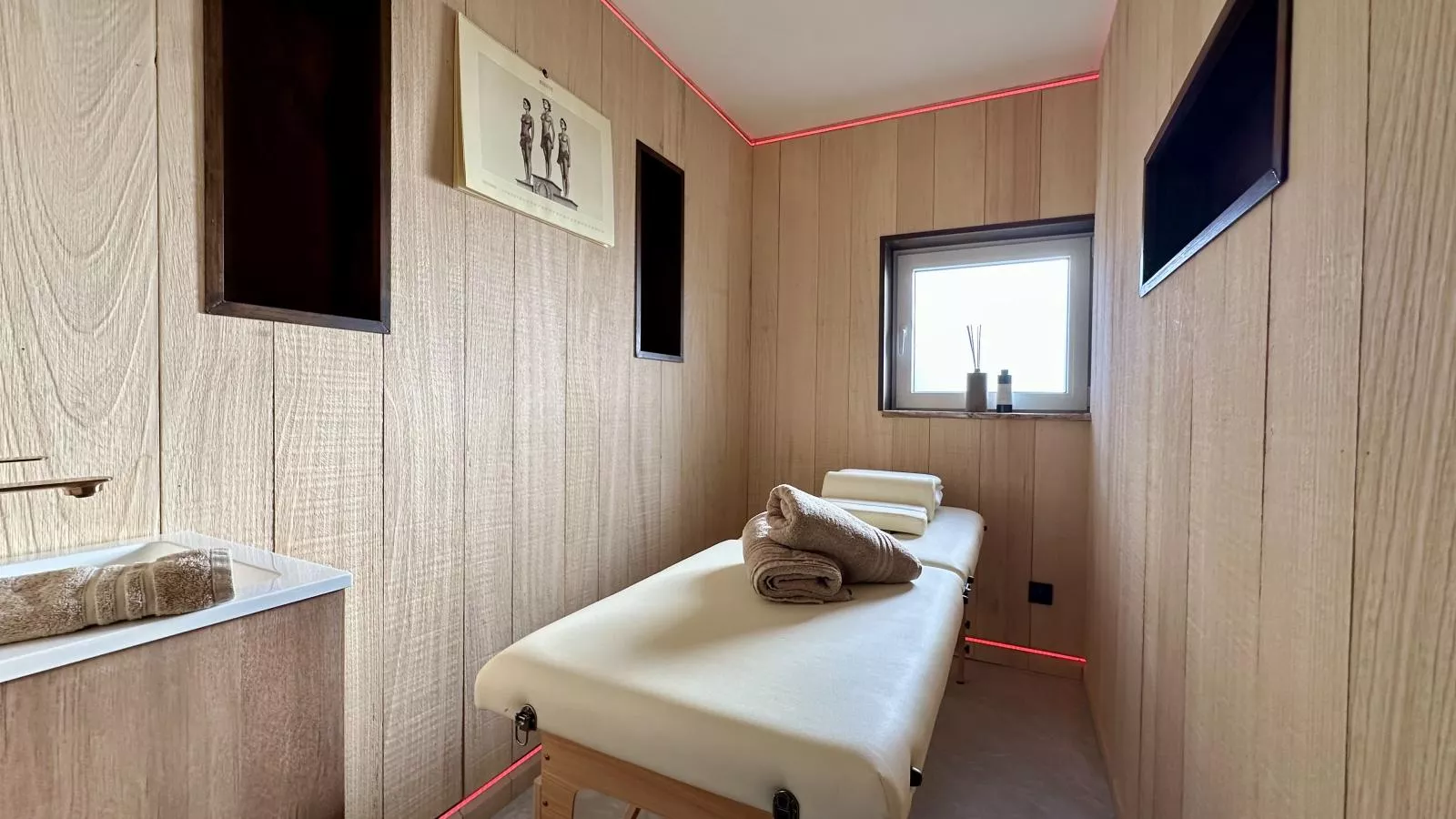 Chez Brigitte-Recreation room