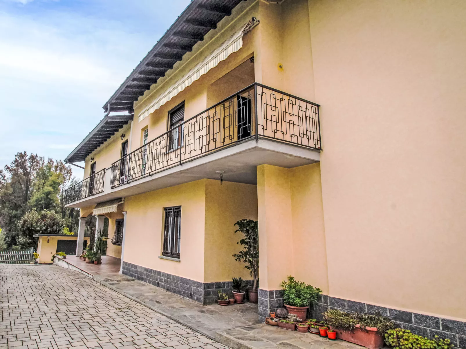 Green Heaven-Draußen