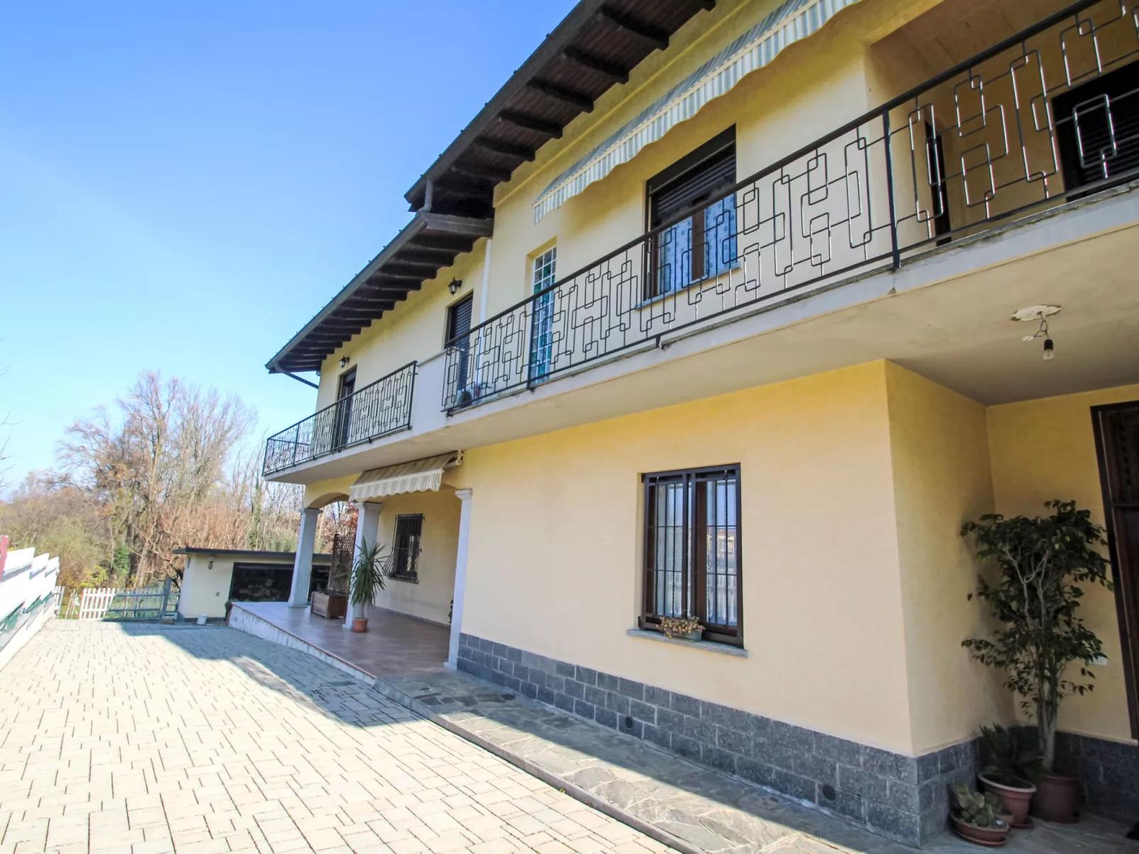 Green Heaven-Draußen