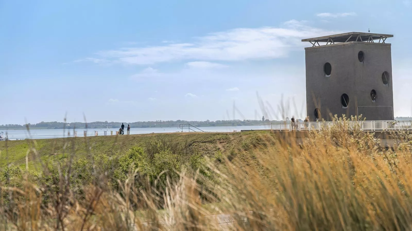 De Brouwersdam-Zones été à 1 km