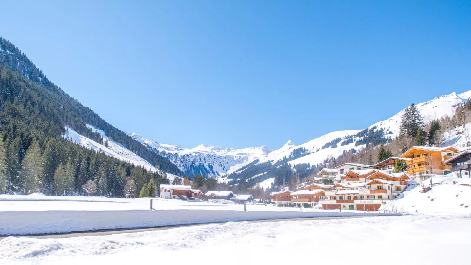 Hinterlengau-Exterior winter