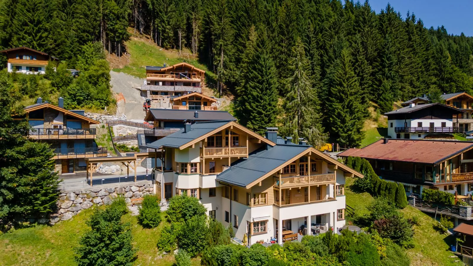 Hinterlengau-Exterior summer