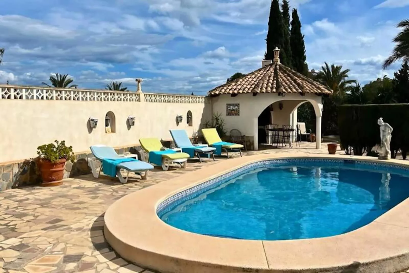 Authentique Finca Espagnole Avec Piscine Priv&eacute;e Et Jardin