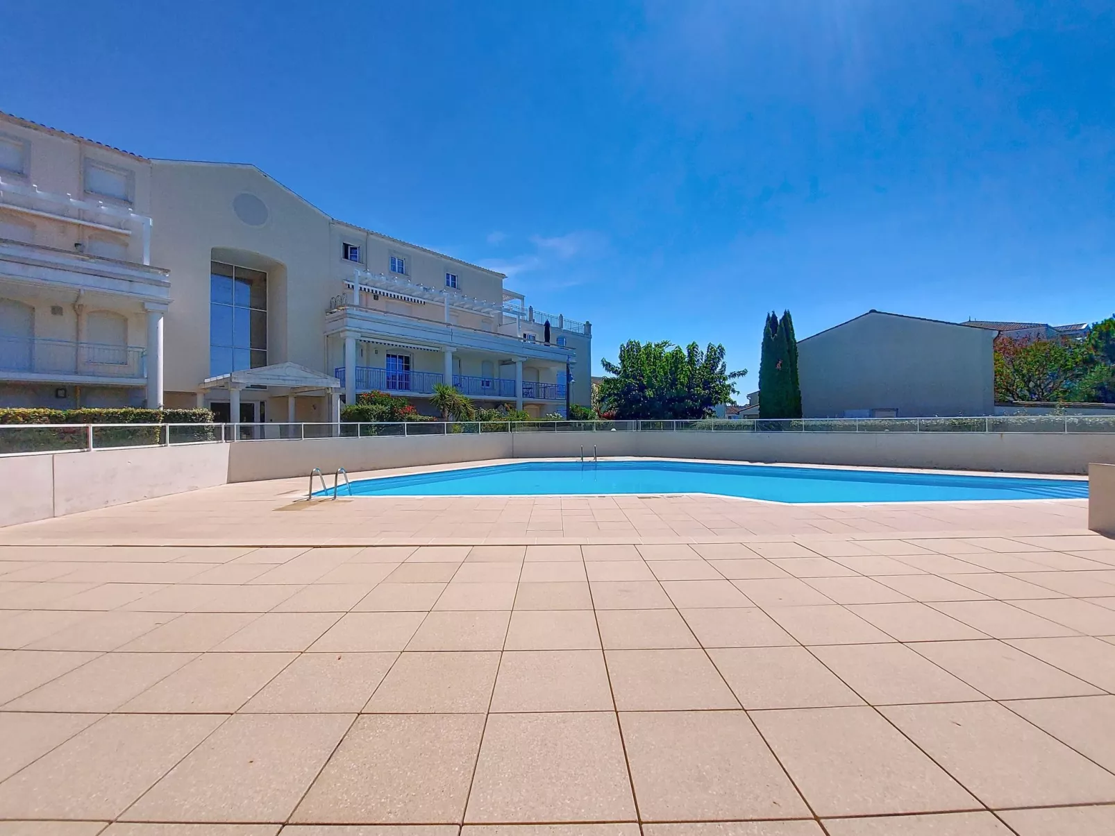 Les Hautes Folies-Draußen