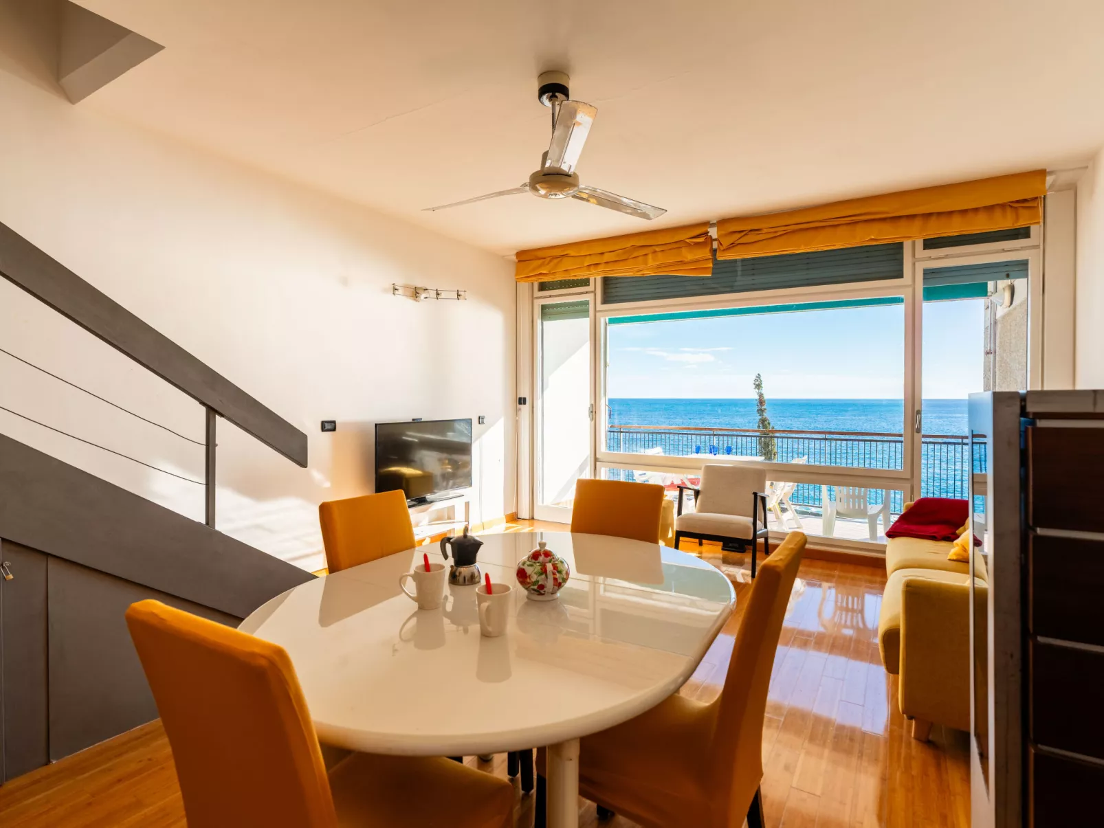 Capo Pino tra le Onde