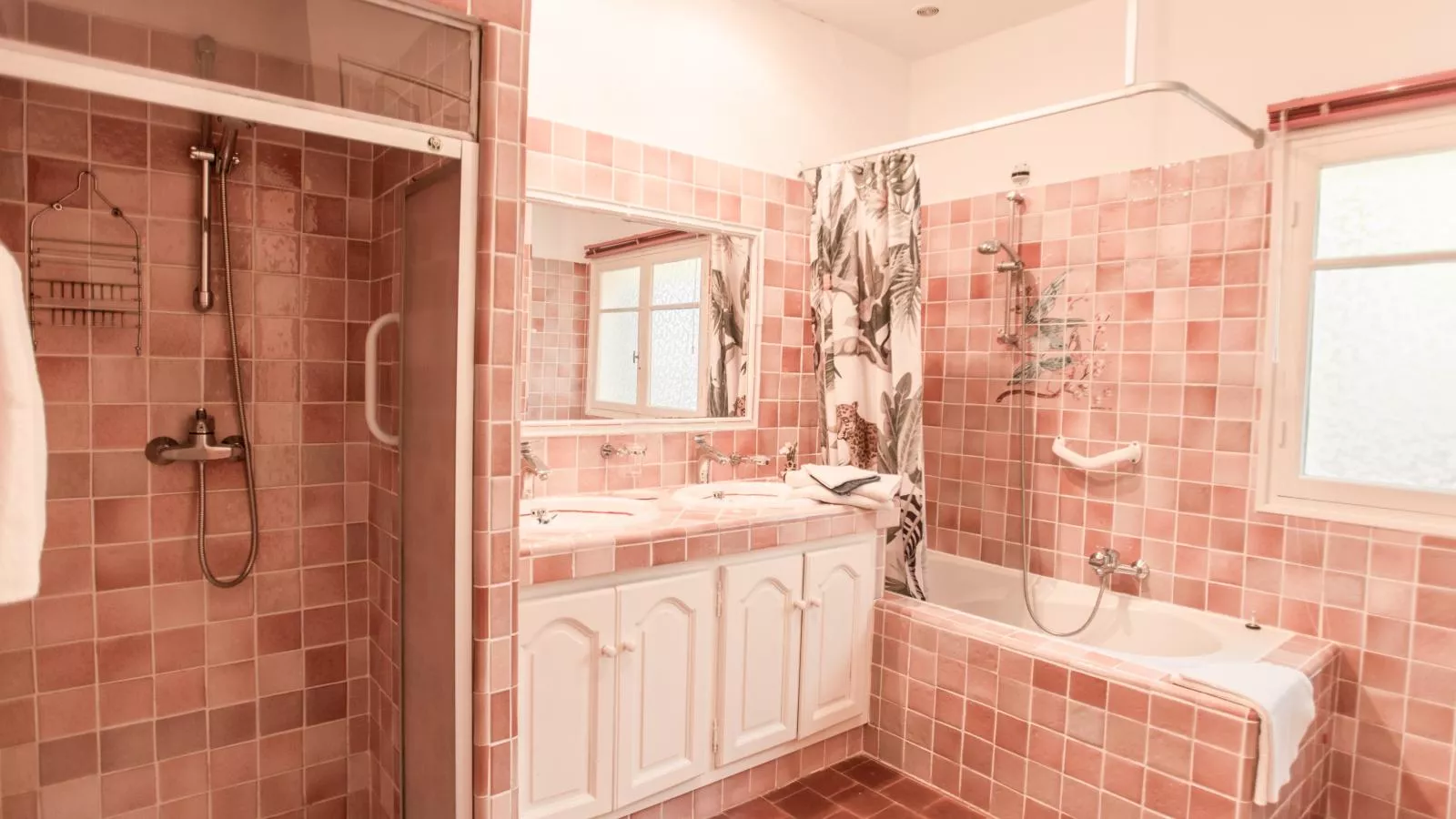 La Louzie-Bathroom