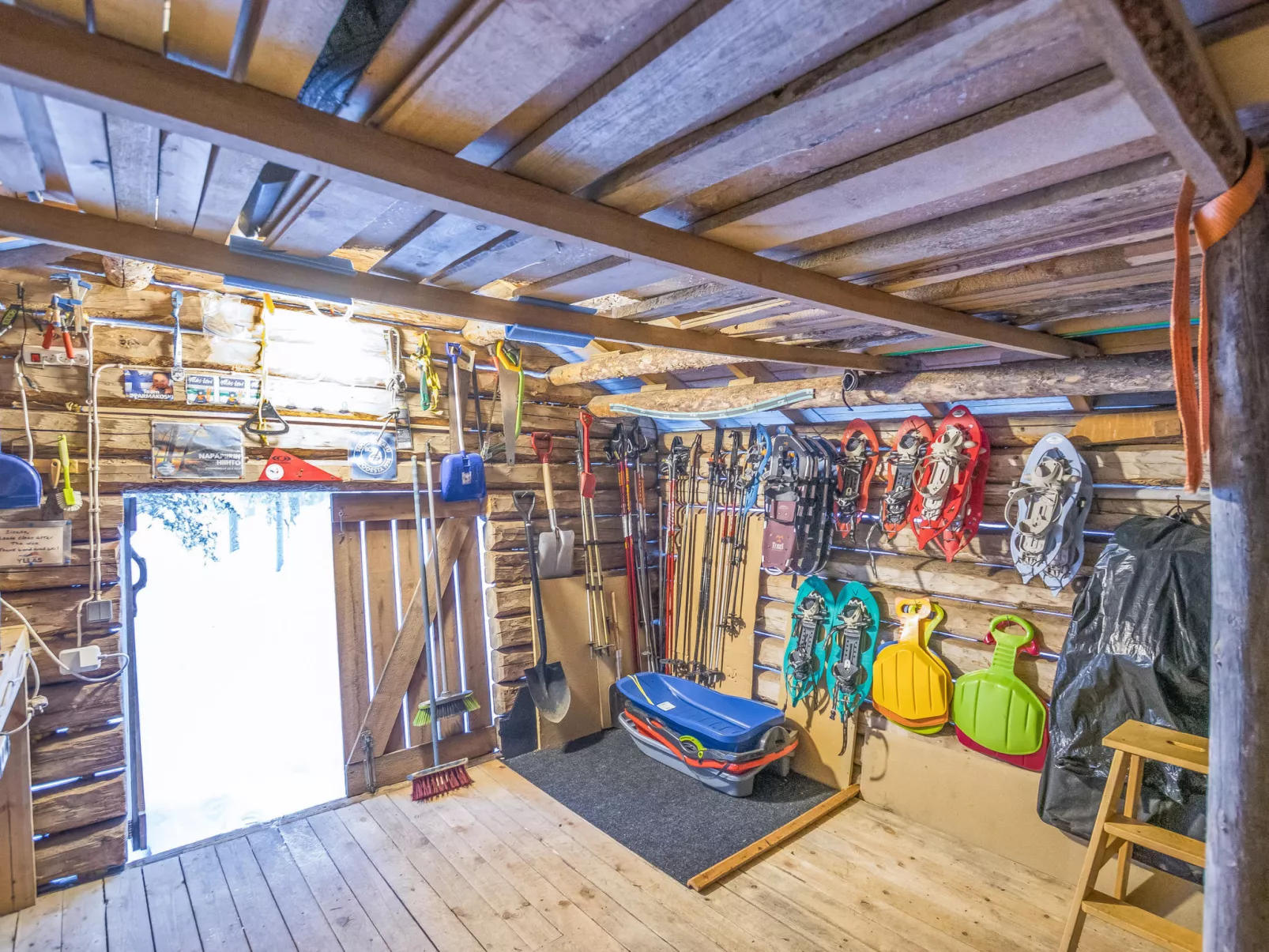 Salmentieva 2-Drinnen