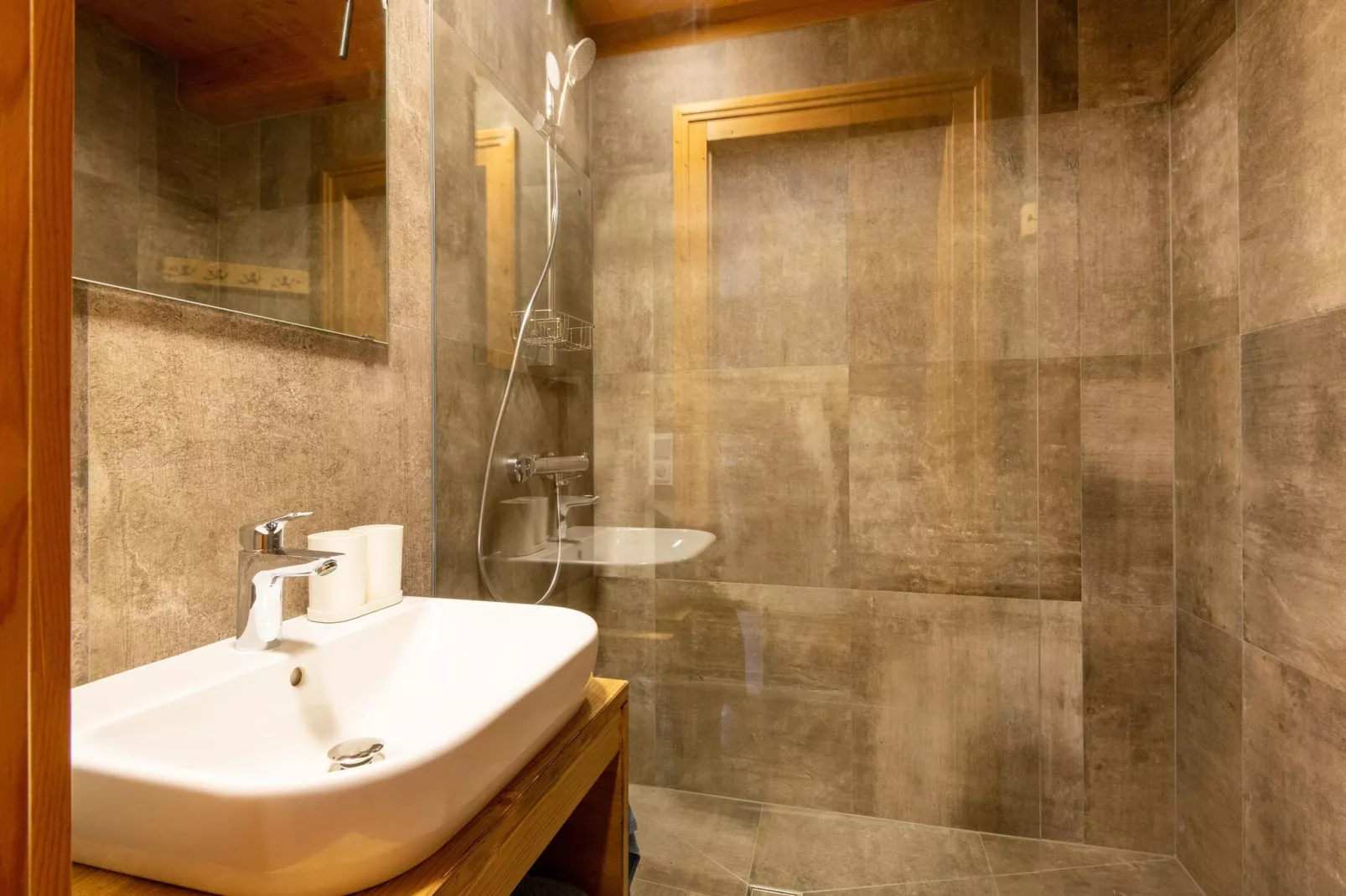 Bauernhaus Stoanerbauer-Bathroom