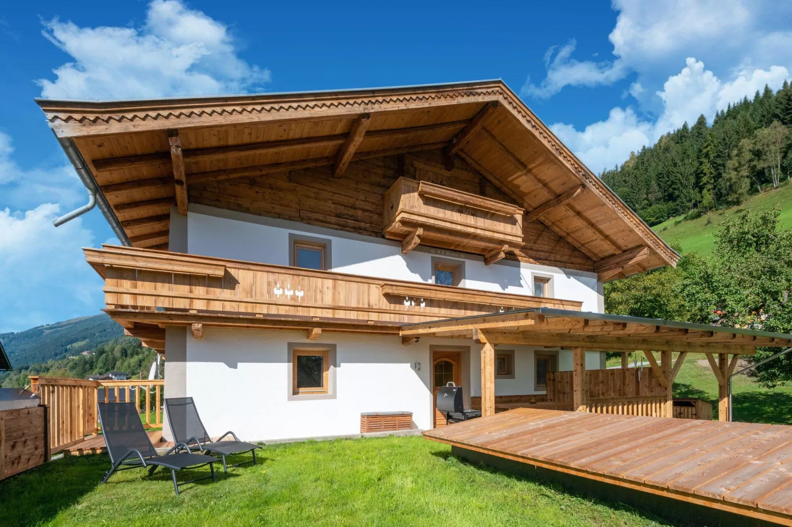 Bauernhaus Stoanerbauer-Gardens summer