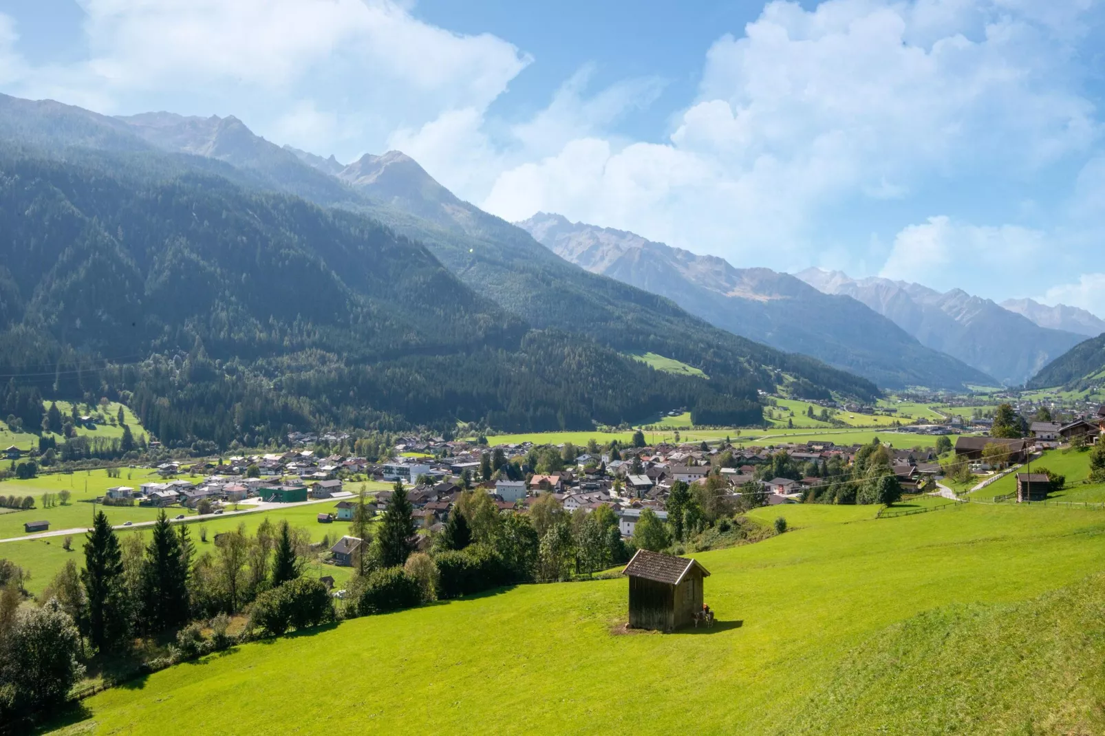 Bauernhaus Stoanerbauer-Areas summer 5km