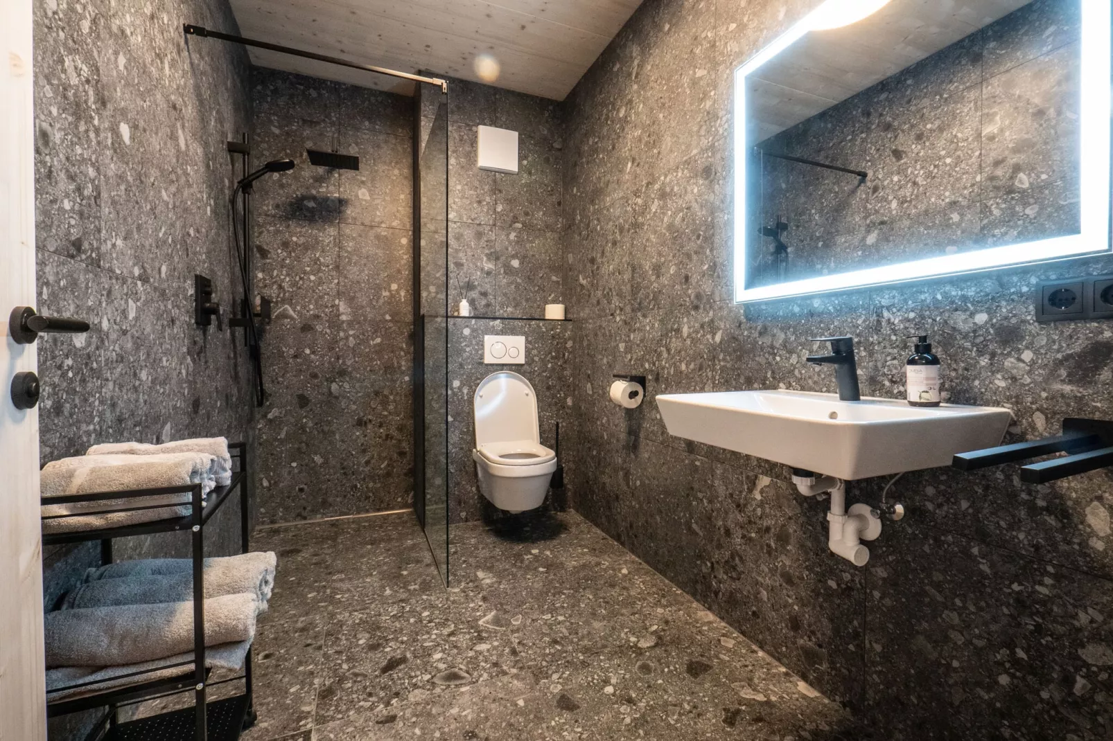 Penthouse in Mieders-Bathroom