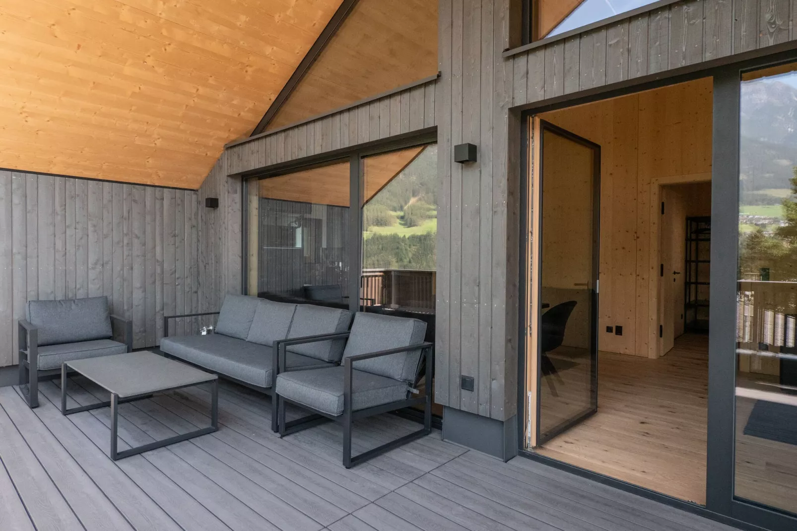 Penthouse in Mieders-Terrace balcony