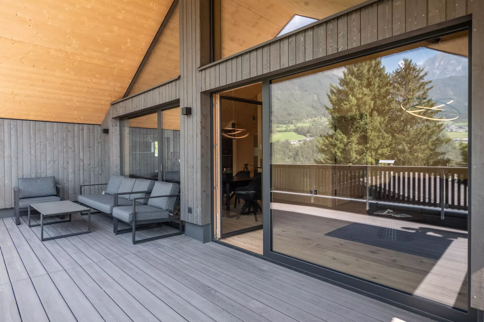 Penthouse in Mieders-Terrace balcony