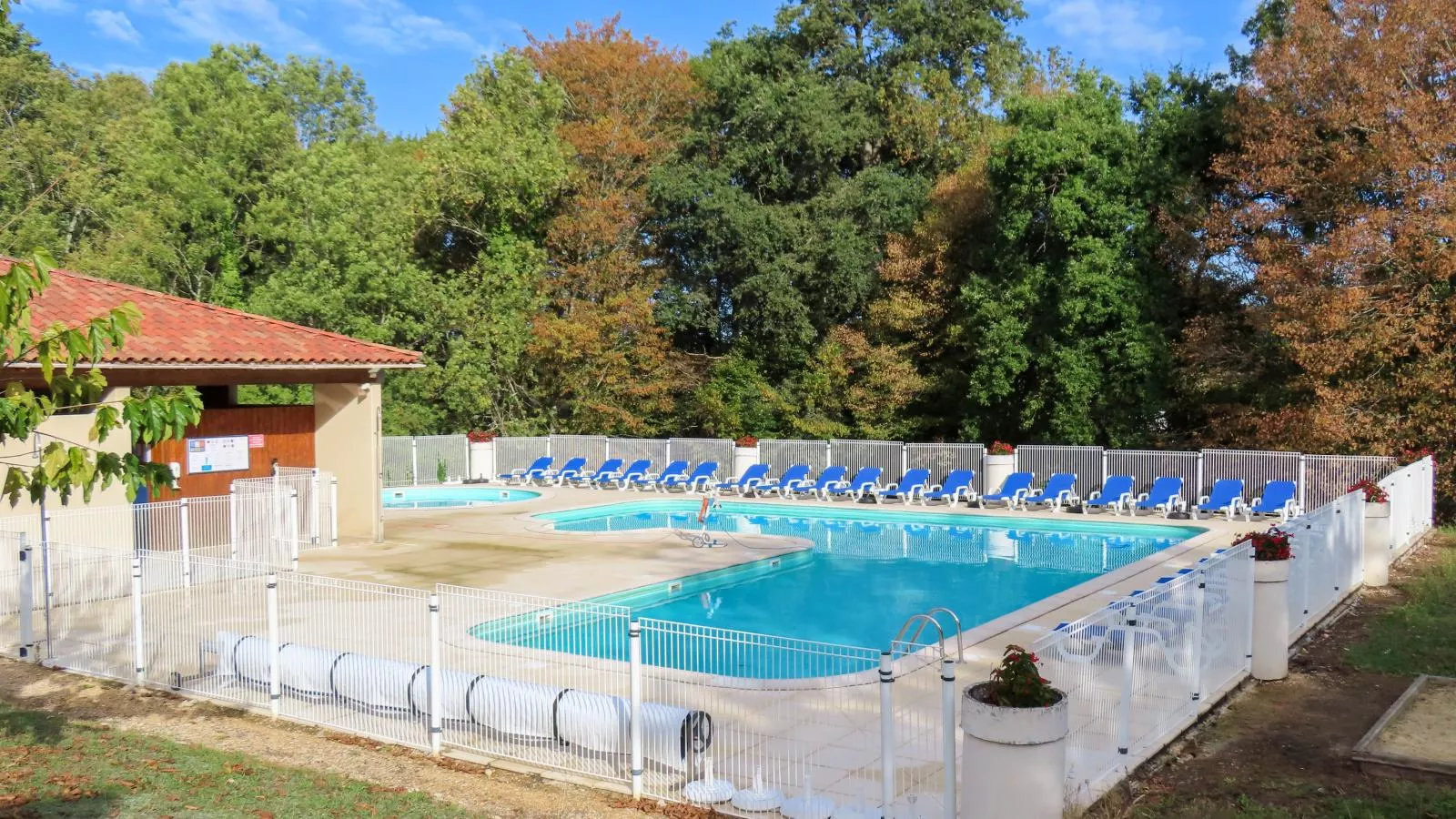 Lac Bleu 26-Pool