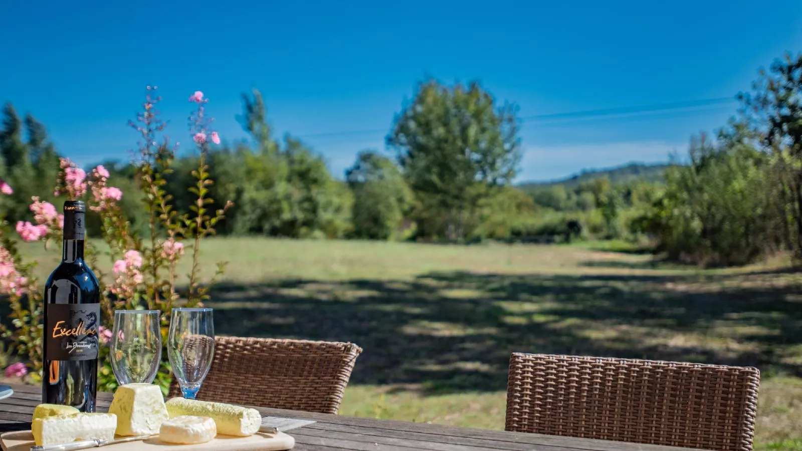 Lac Bleu 26-Terrace balcony