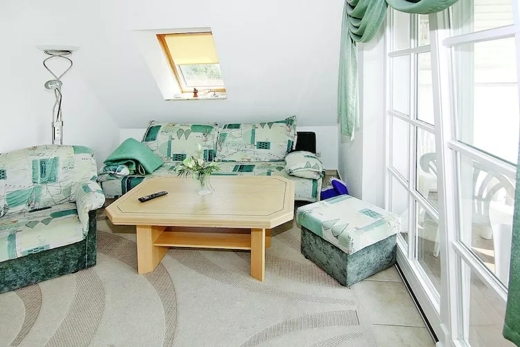 Ferienwohnung Jeske Altenkirchen-2 Etage max 2 Erw u 2 Kinder