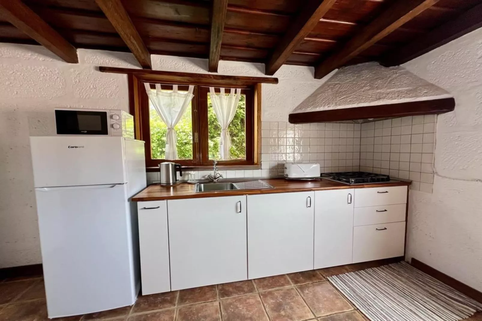 La Bouganvilla - Sitio de la Casa-Kitchen