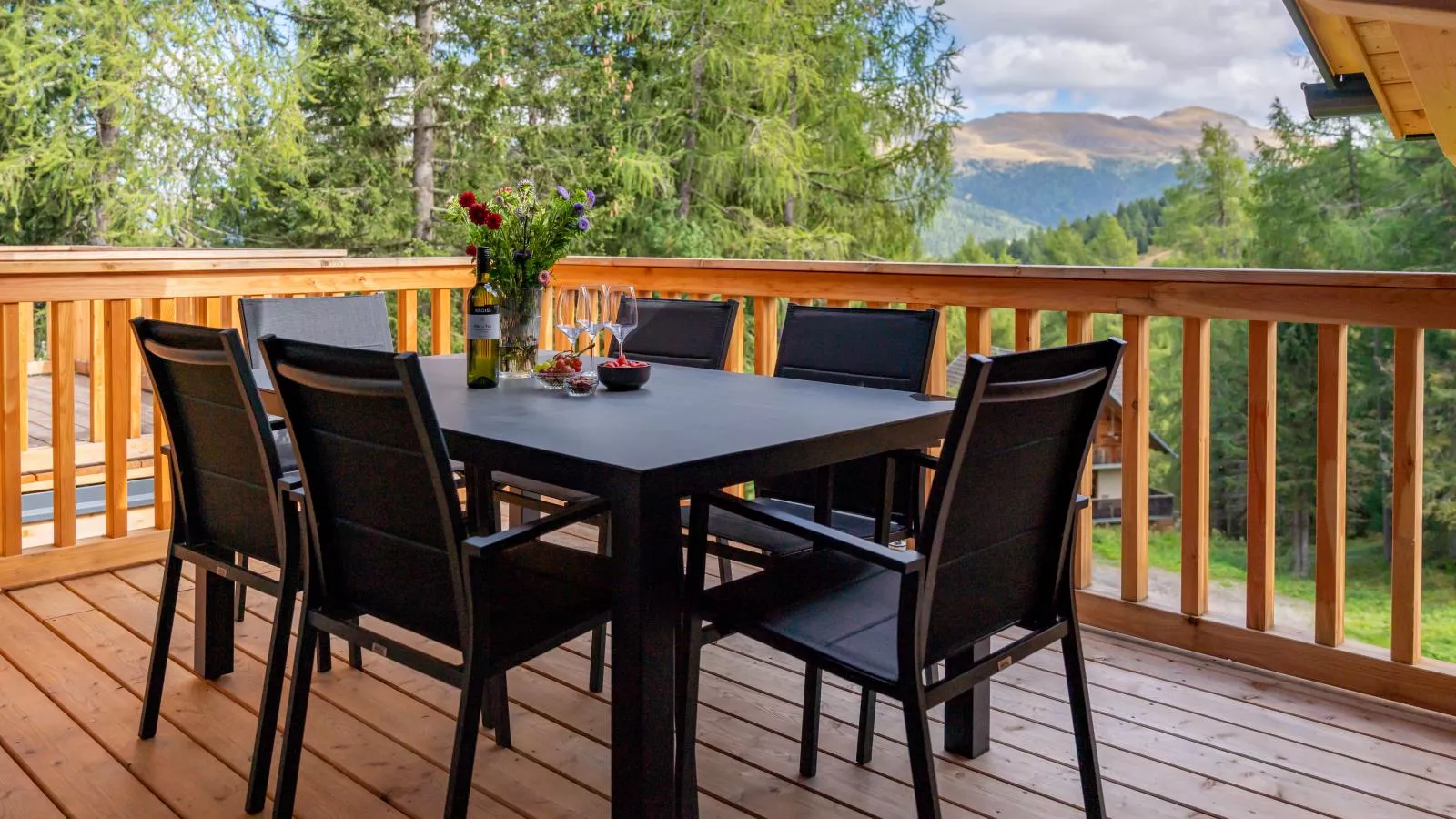 Silas Mountain Chalet-Terrace balcony