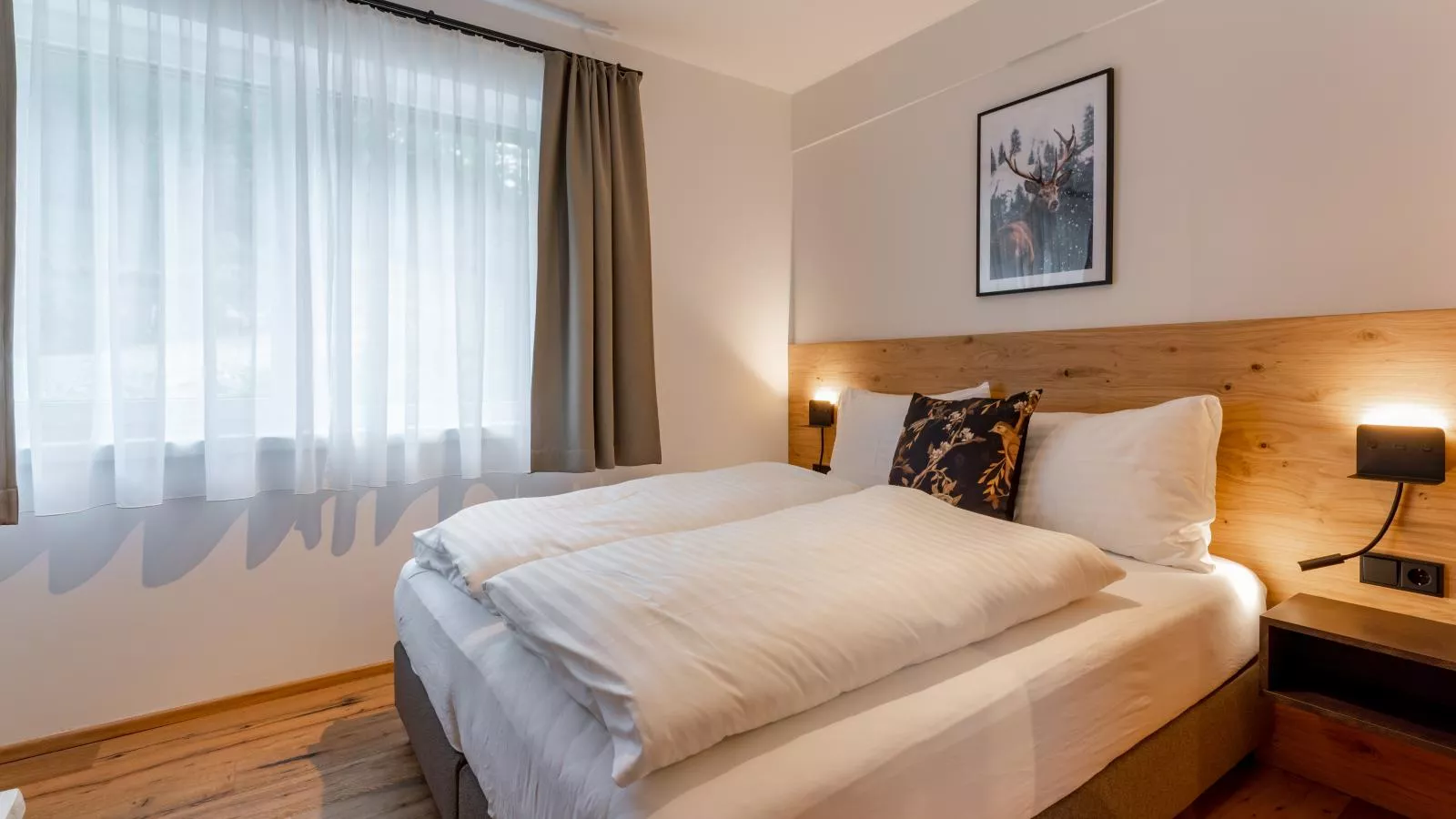 Silas Mountain Chalet-Bedroom
