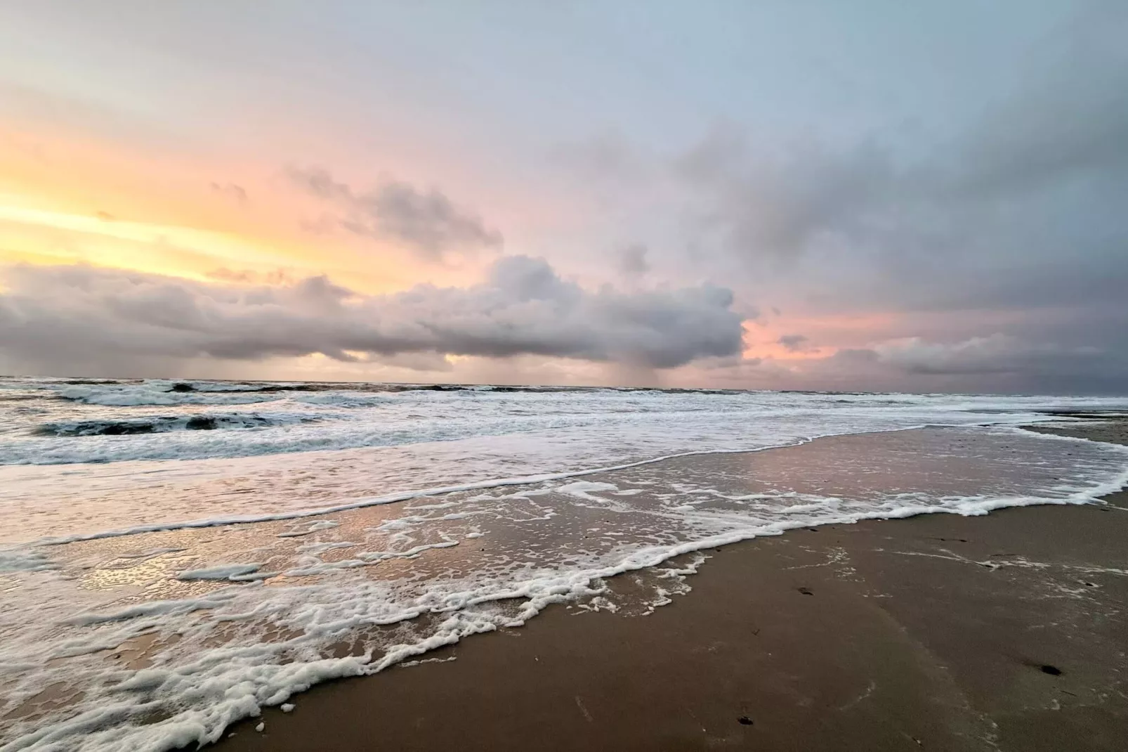 6 person holiday home in Hvide Sande