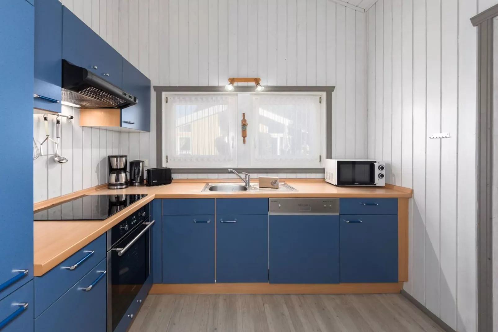 FH Seeschwalbe 147-Küche