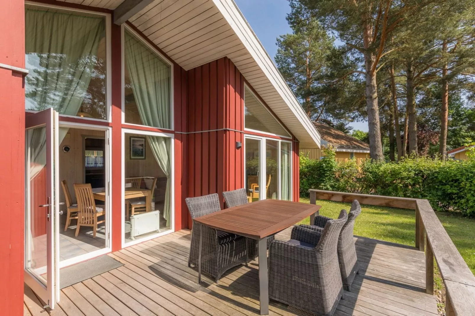 FH Seeschwalbe 163-Terrasse / balcon