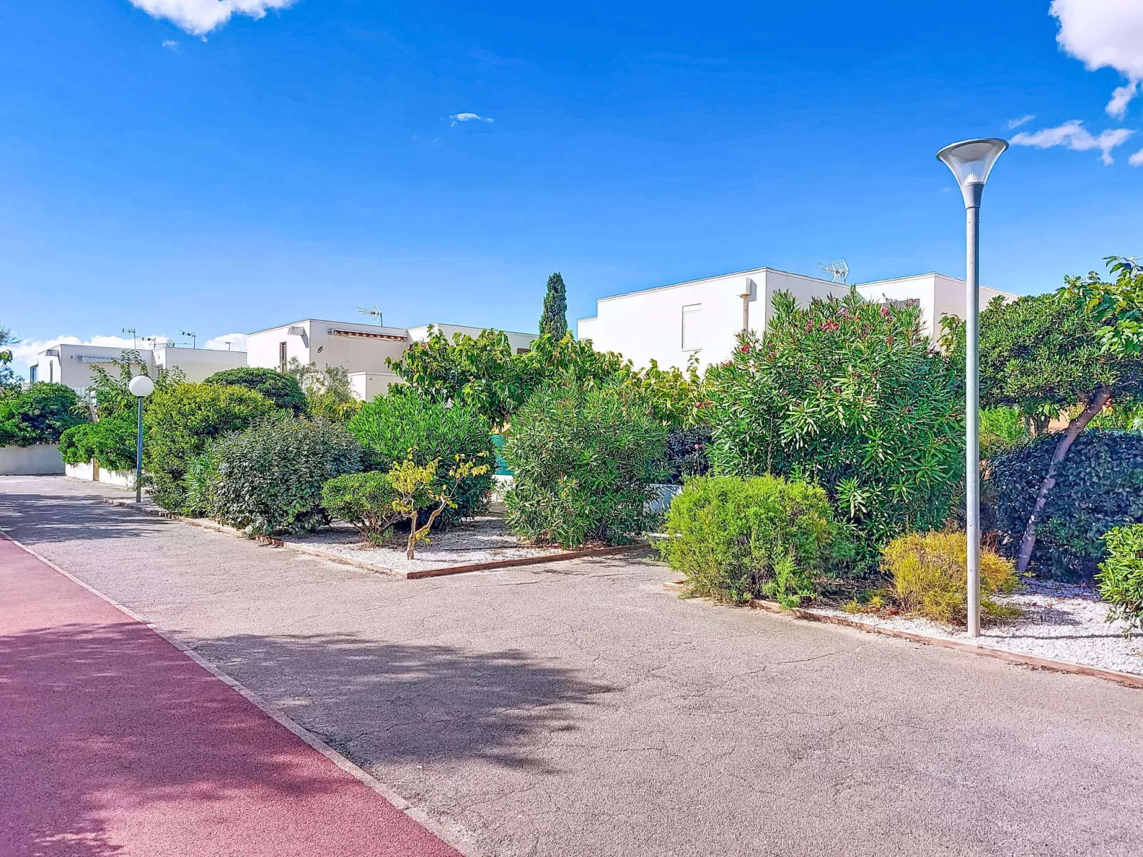 Les Supers Marines-Draußen