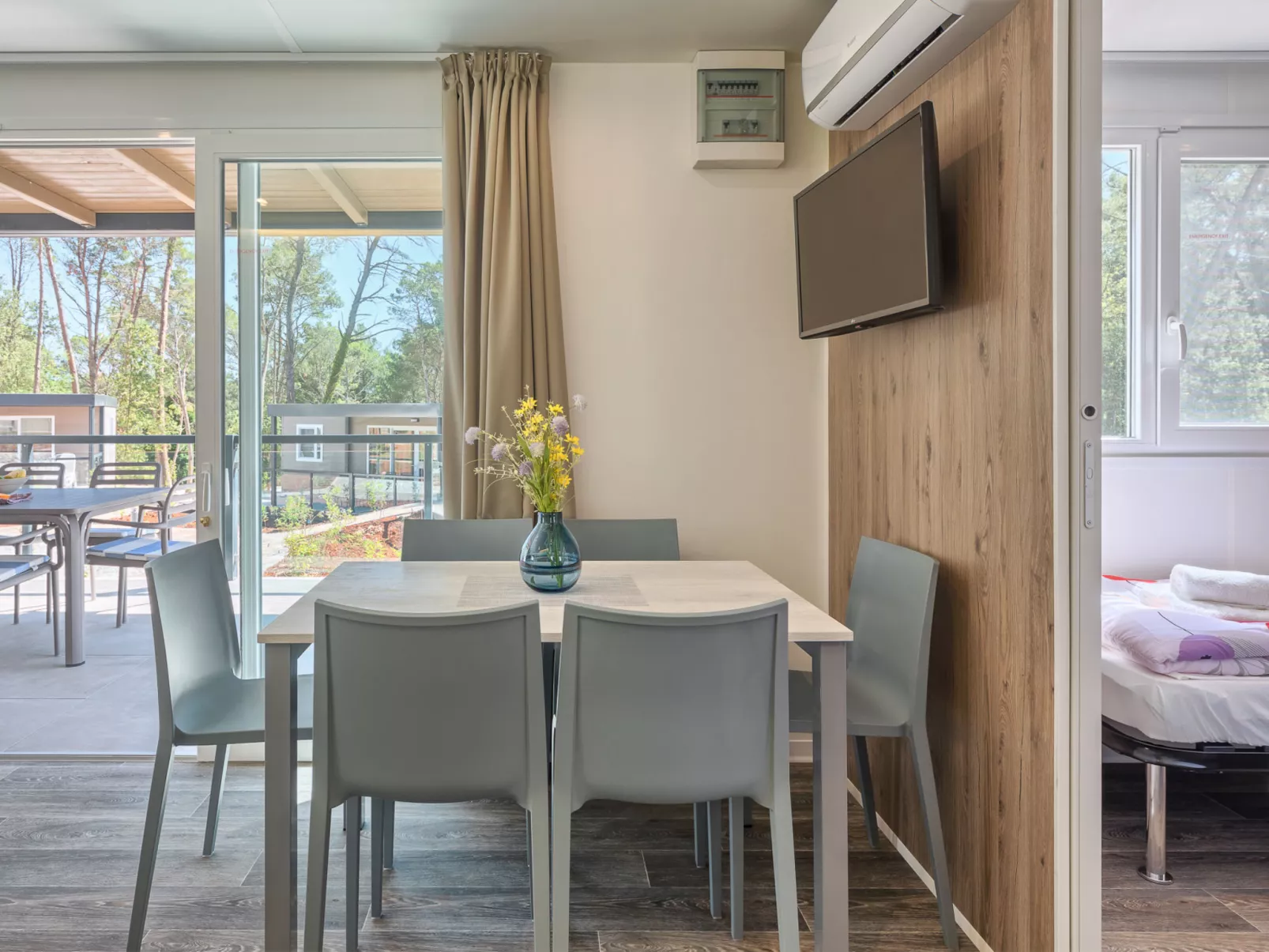 Camping Santa Marina-Drinnen