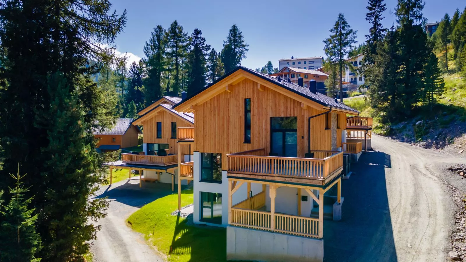 Silas Mountain Chalet-Exterior summer