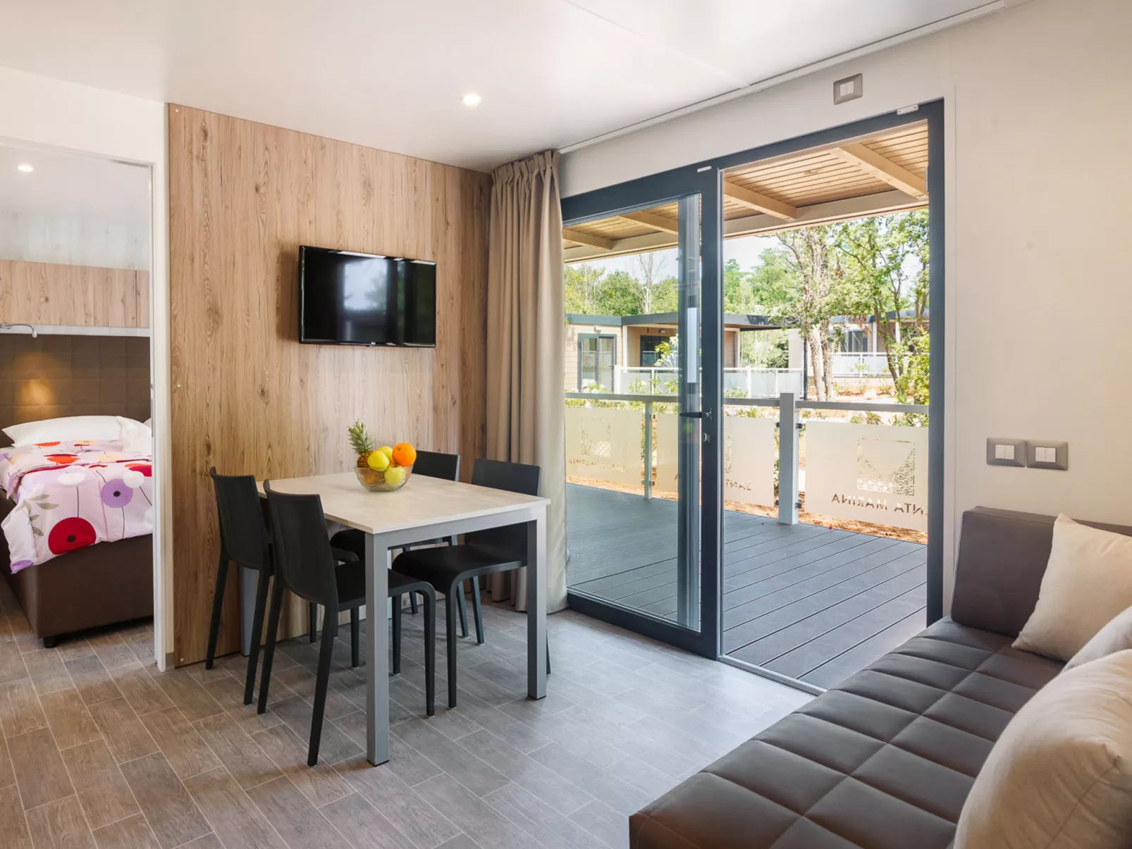 Camping Santa Marina-Drinnen