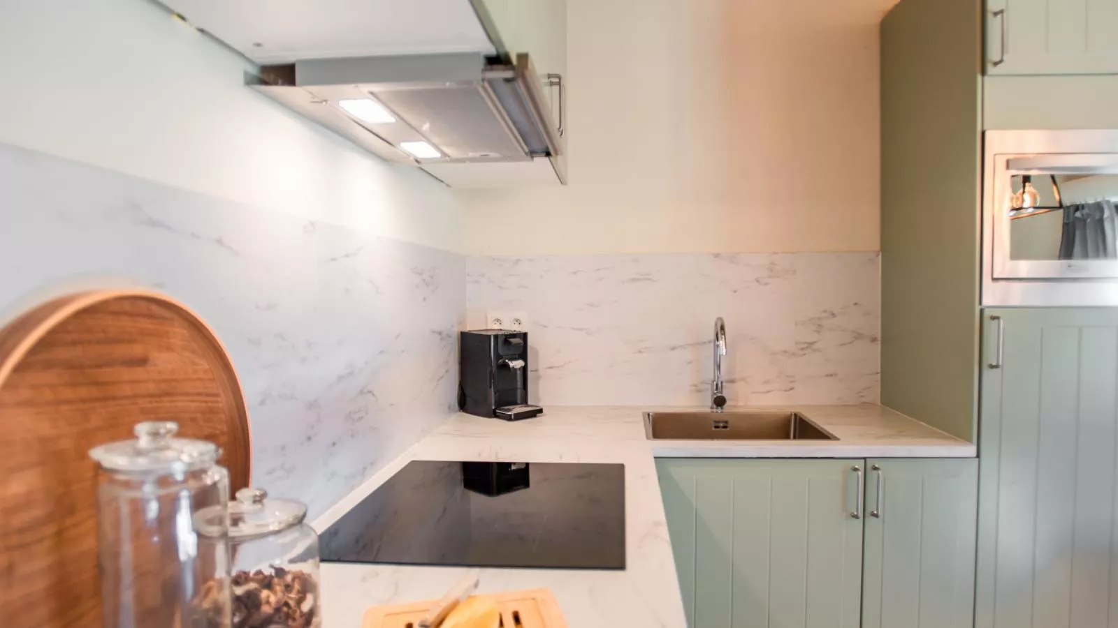 Le Lac Bleu nr 27-Kitchen