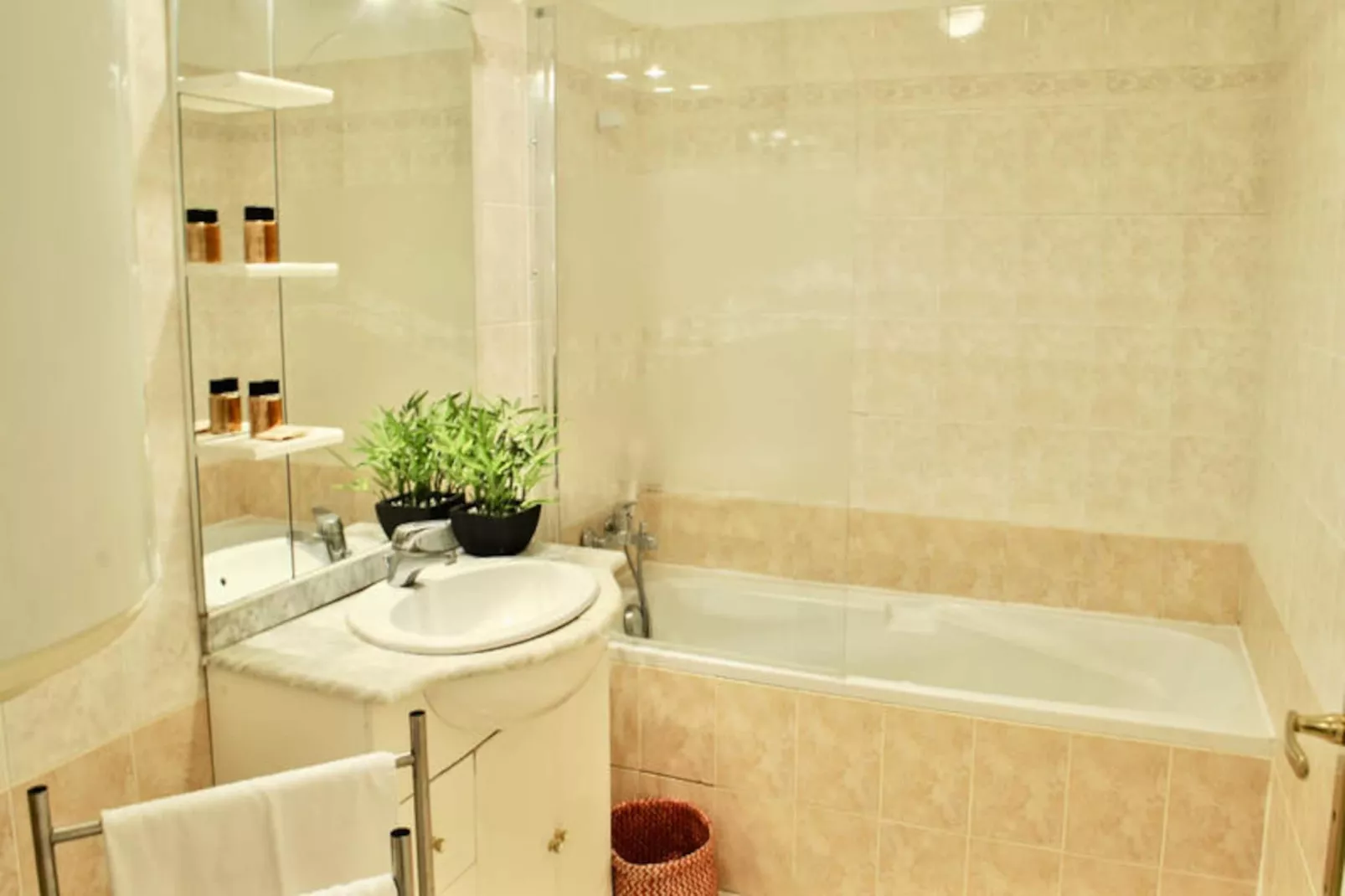 Appartements à Cannes-Untagged