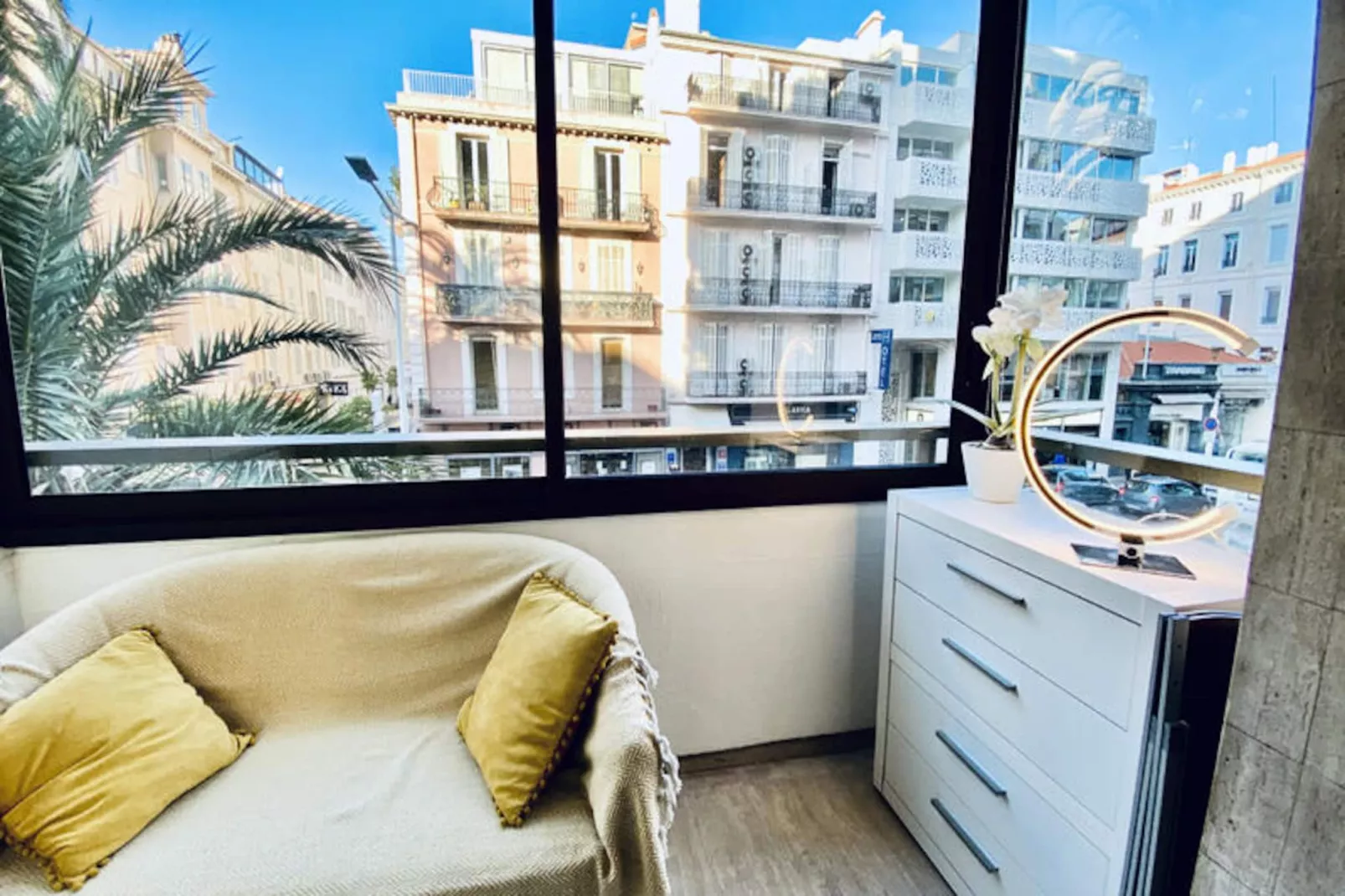 Studio à Cannes-Non tagué