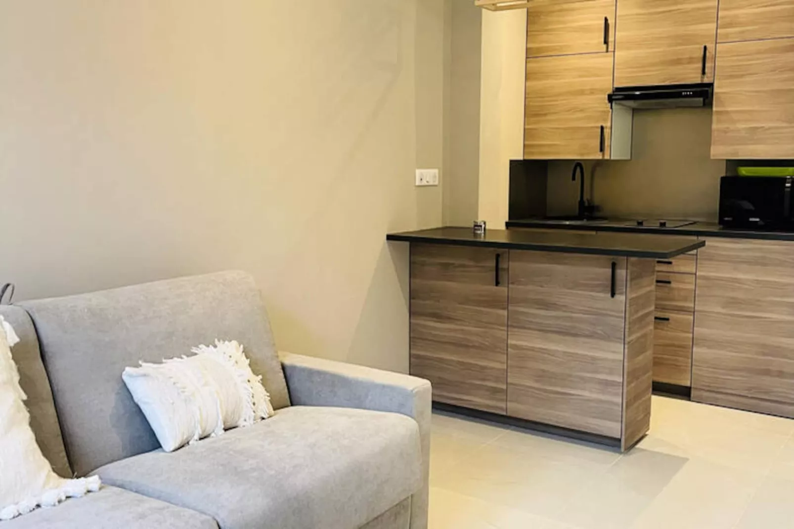 Studio à Cannes-Untagged