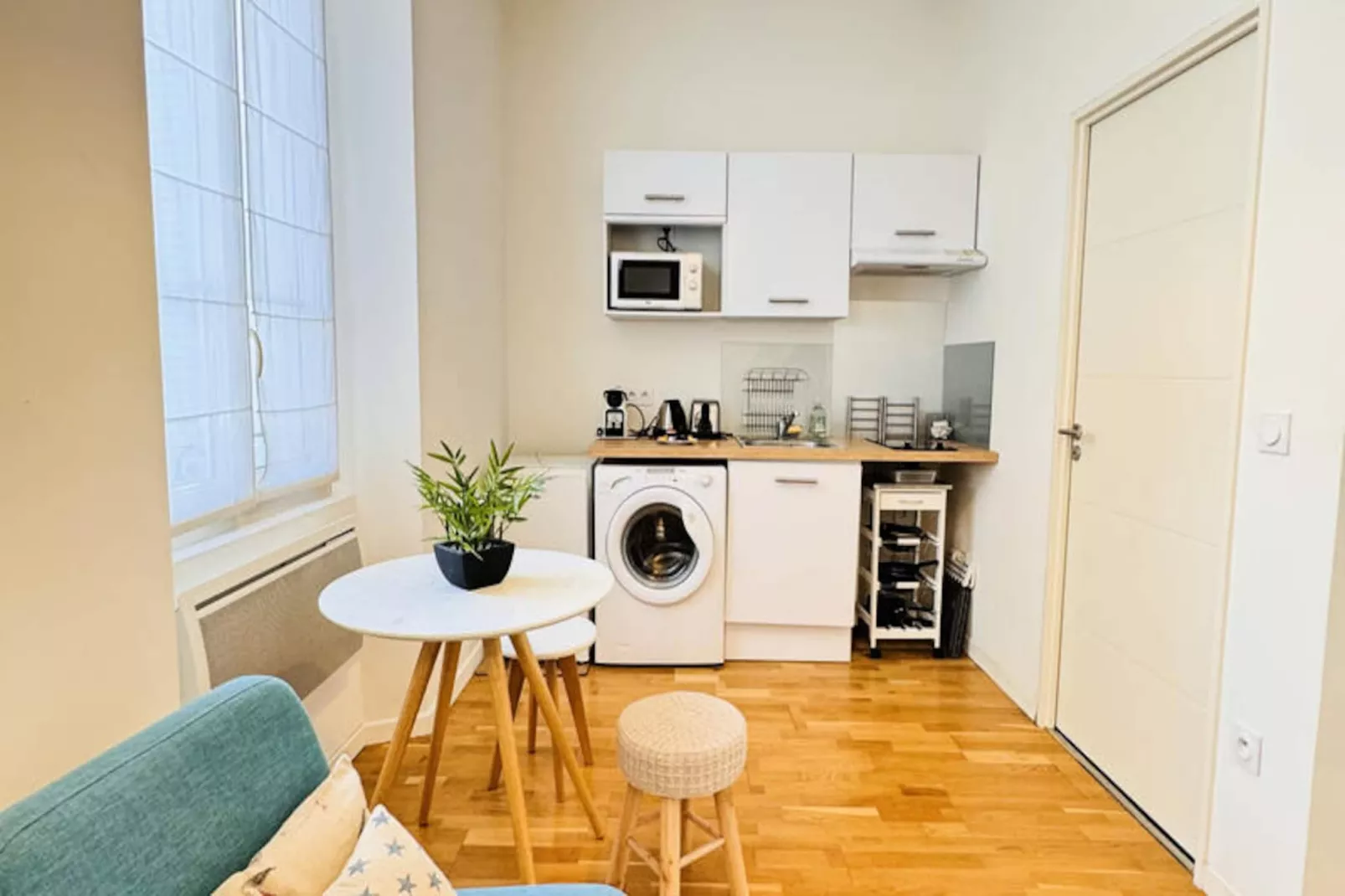 Studio à Cannes-Untagged