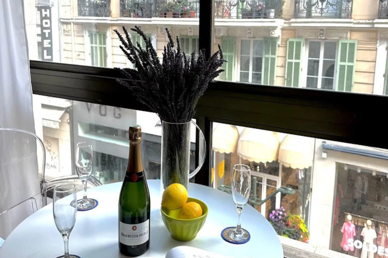 Studio à Cannes-Non tagué