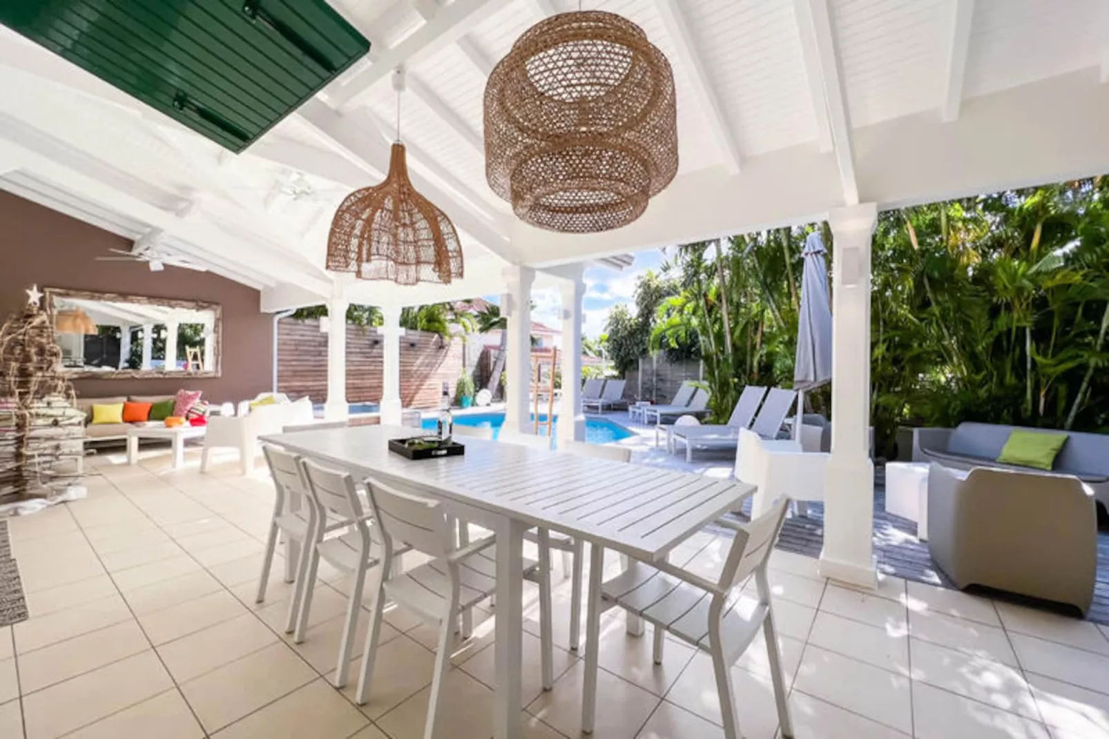 Maison à Saint François - Untagged