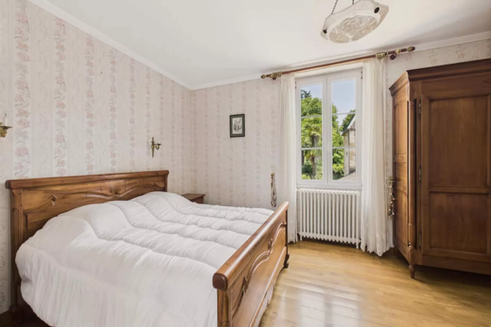 Maison à Montignac-Nicht zugeordnet