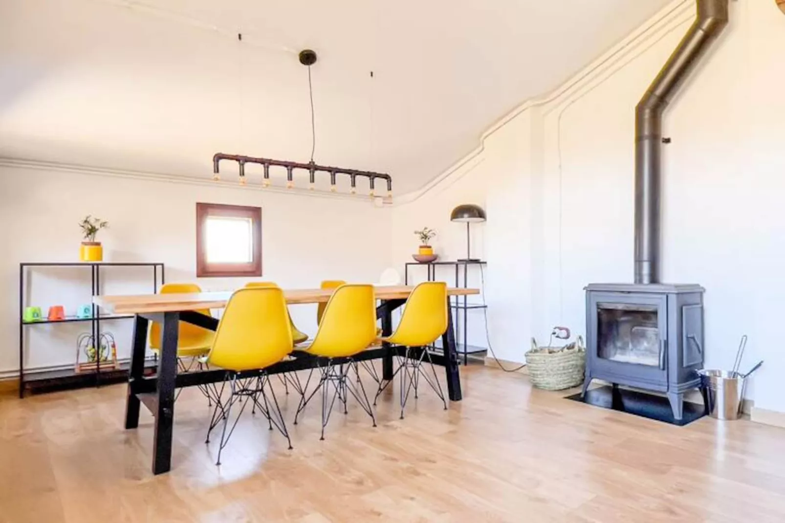 Appartements à Montagut i Oix-Nicht zugeordnet