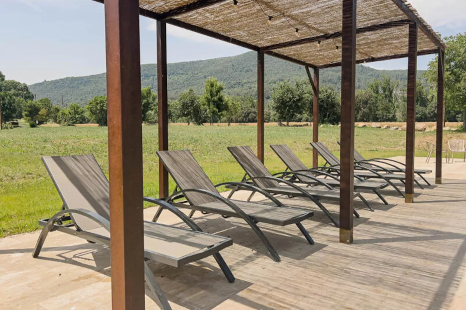 Mobil Home - Bungalow - Cottage à Montagut i Oix-Non tagué