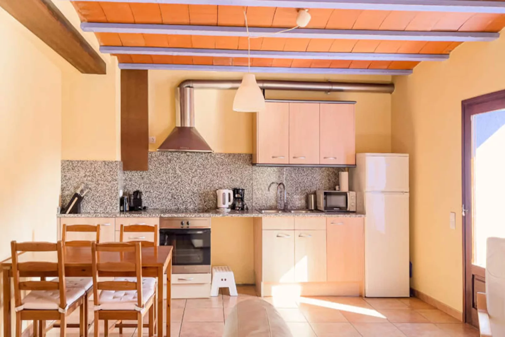 Appartements à Sant Feliu de Pallerols-Non tagué