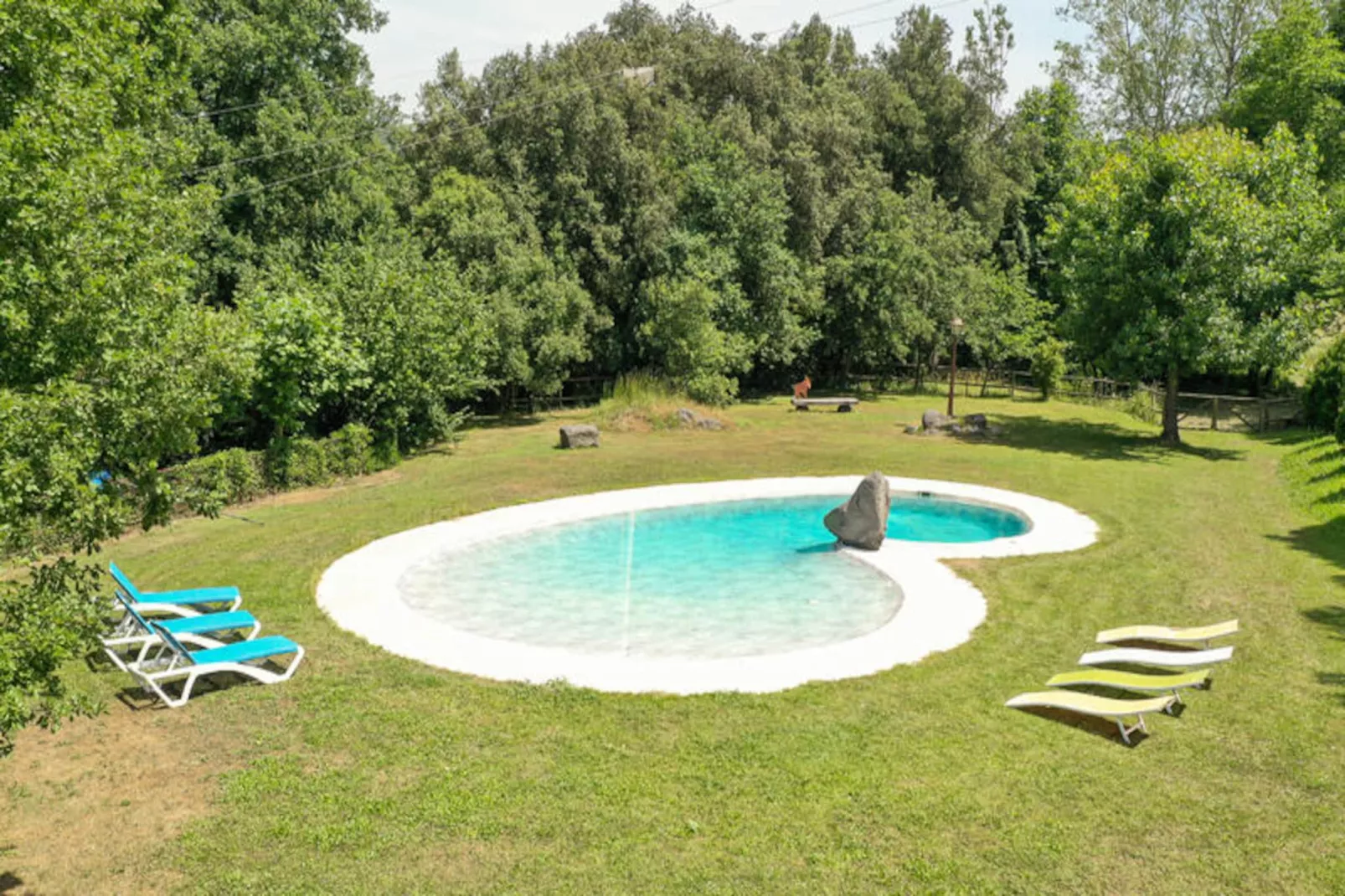 Appartements à Sant Feliu de Pallerols-Nicht zugeordnet