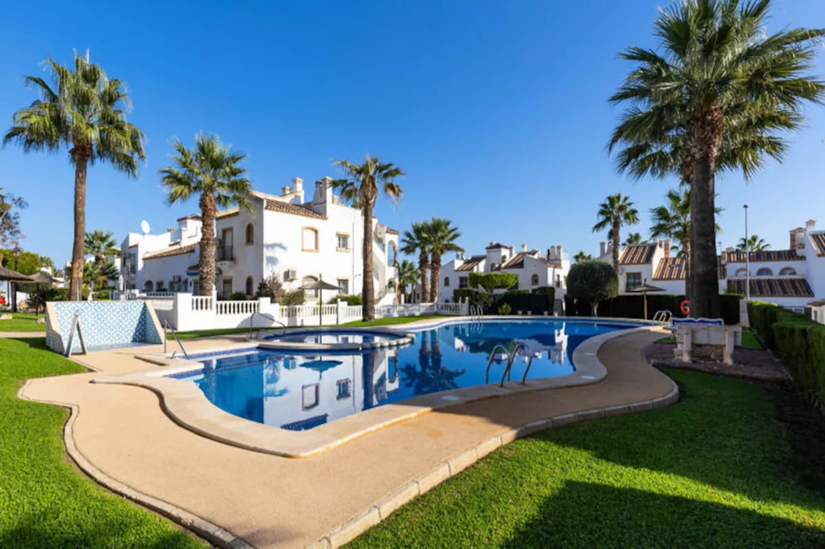 Maison à Orihuela Costa-Nicht zugeordnet