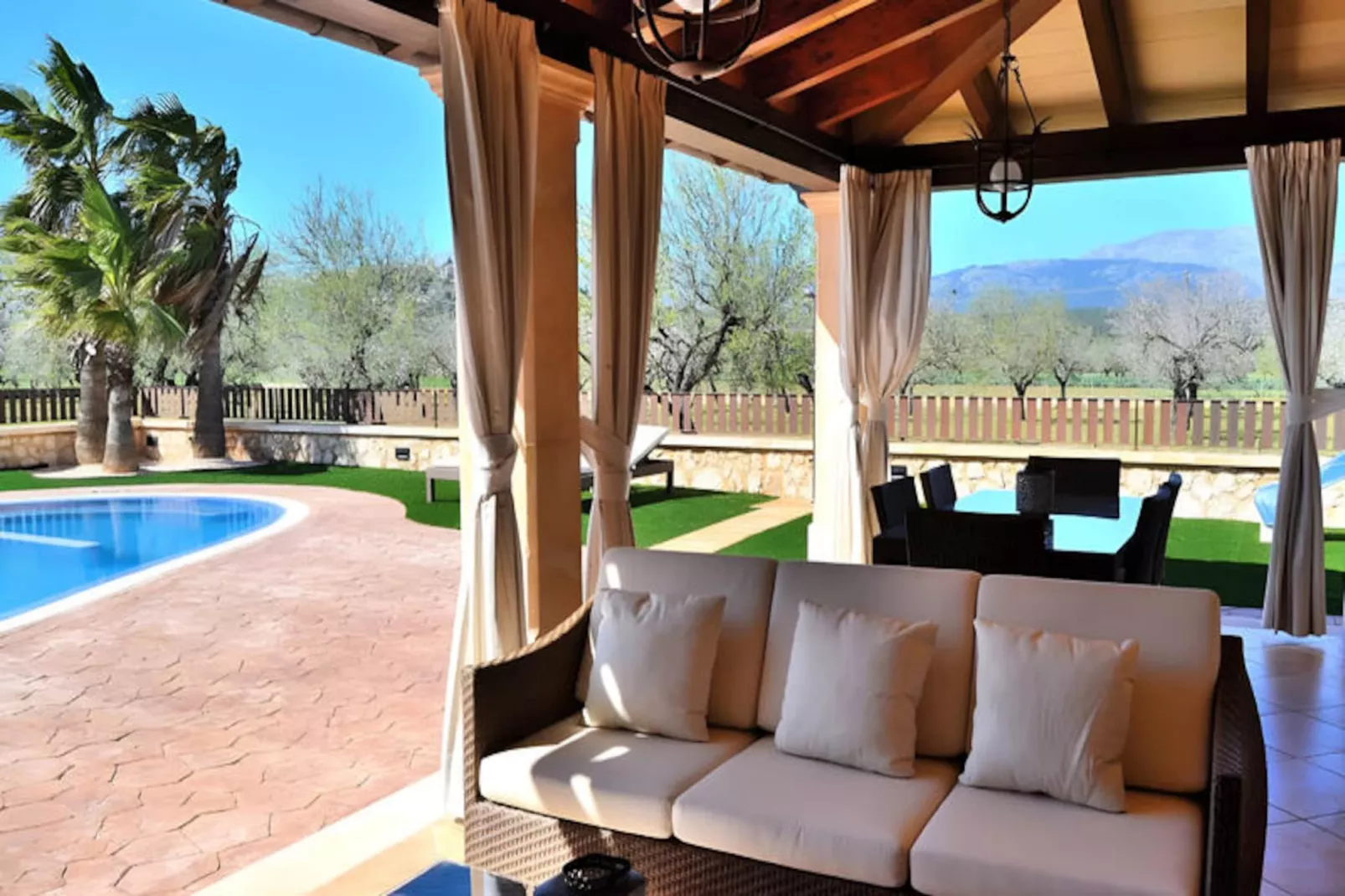 Maison à Búger-Untagged