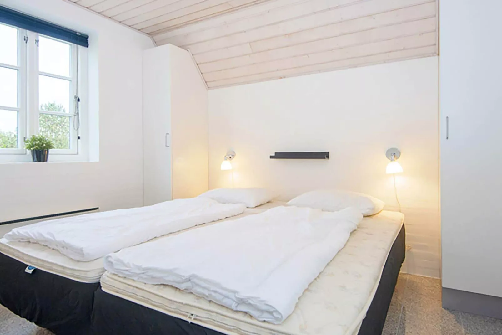 10 person holiday home in Ulfborg-Indoor