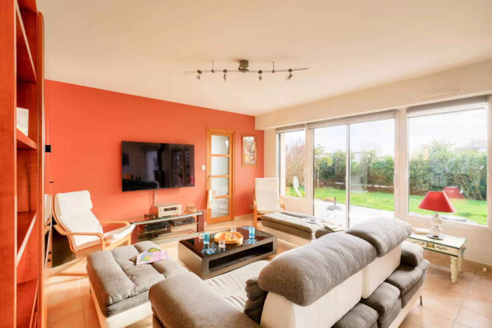 Maison à Ploneour-Lanvern-Non tagué