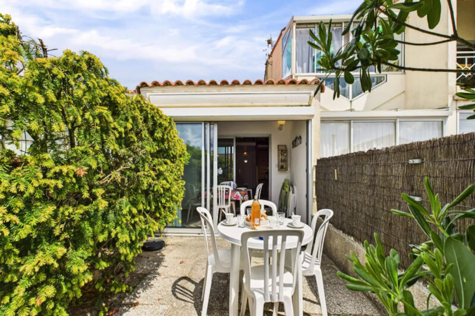 Studio à Longeville-sur-Mer-Untagged